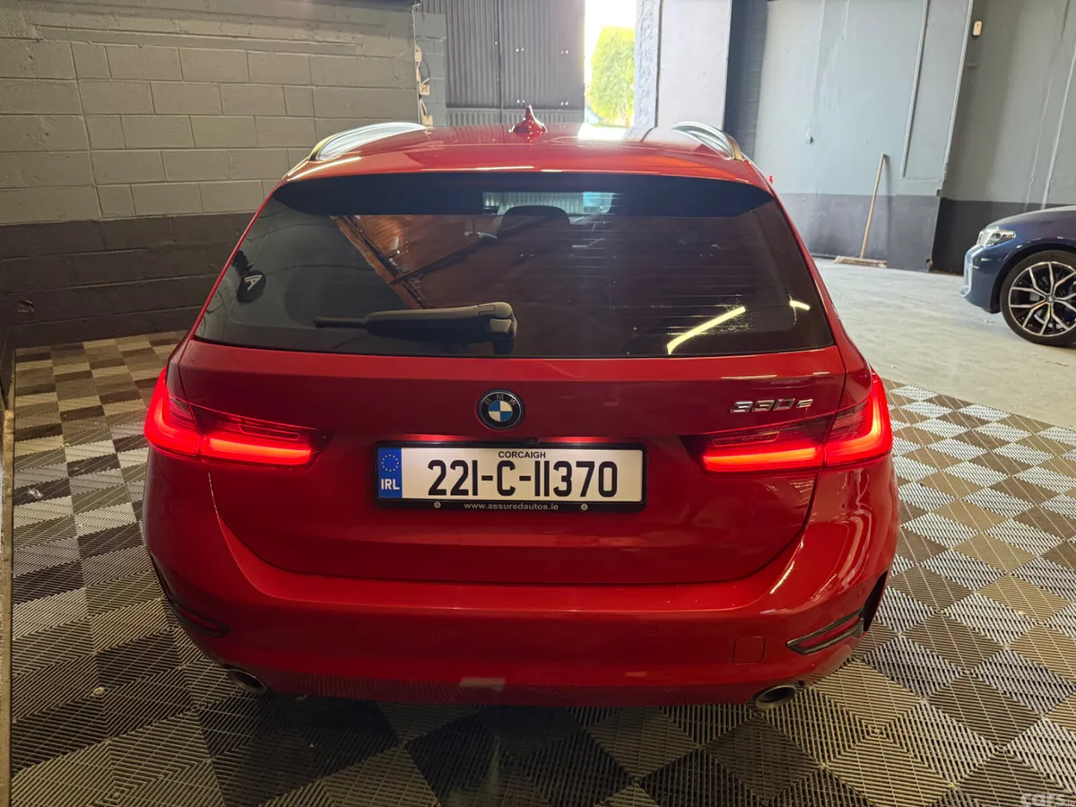 BMW 3-Series Estate, Petrol Plug-in Hybrid, 2022, Red