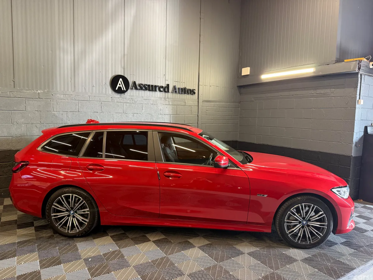 BMW 3-Series Estate, Petrol Plug-in Hybrid, 2022, Red