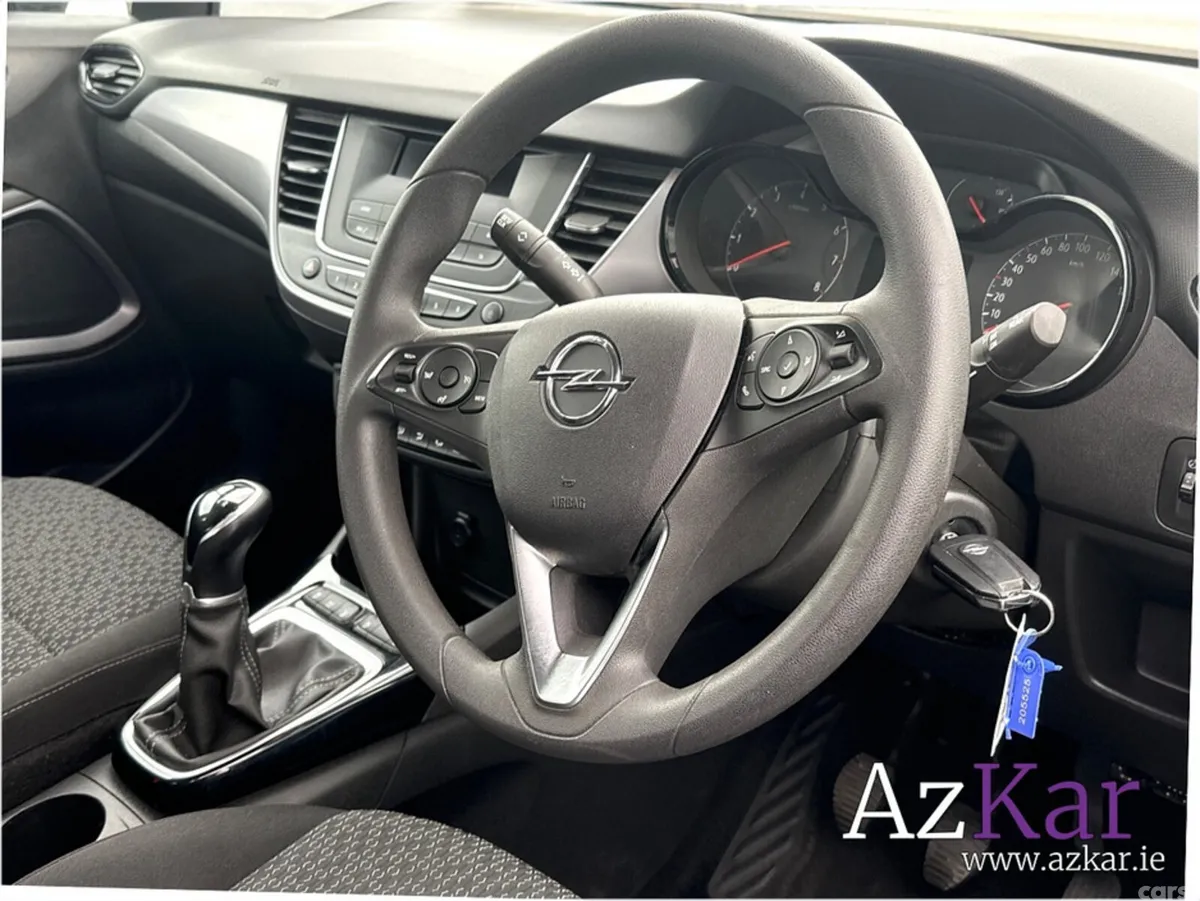 Opel Crossland X Hatchback, Petrol, 2021, Black