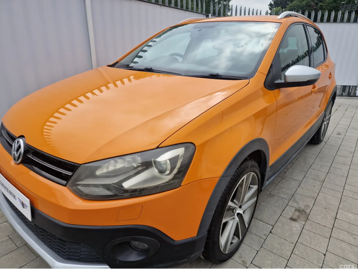 Volkswagen Polo Hatchback, Petrol, 2014, Orange