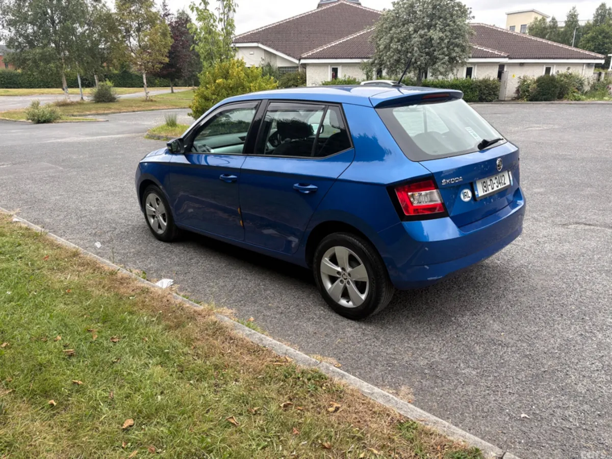 Skoda Fabia Hatchback, Petrol, 2018, Blue