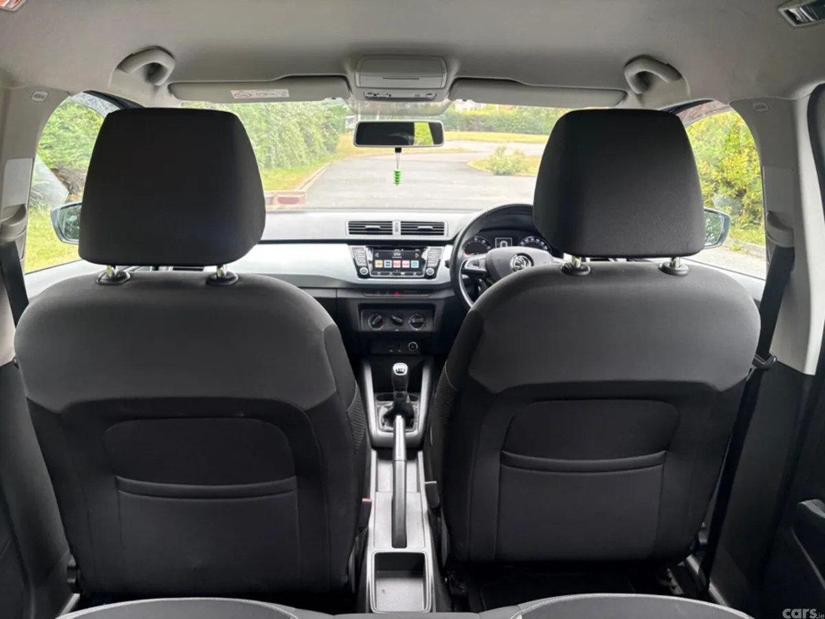 Skoda Fabia Hatchback, Petrol, 2018, Blue