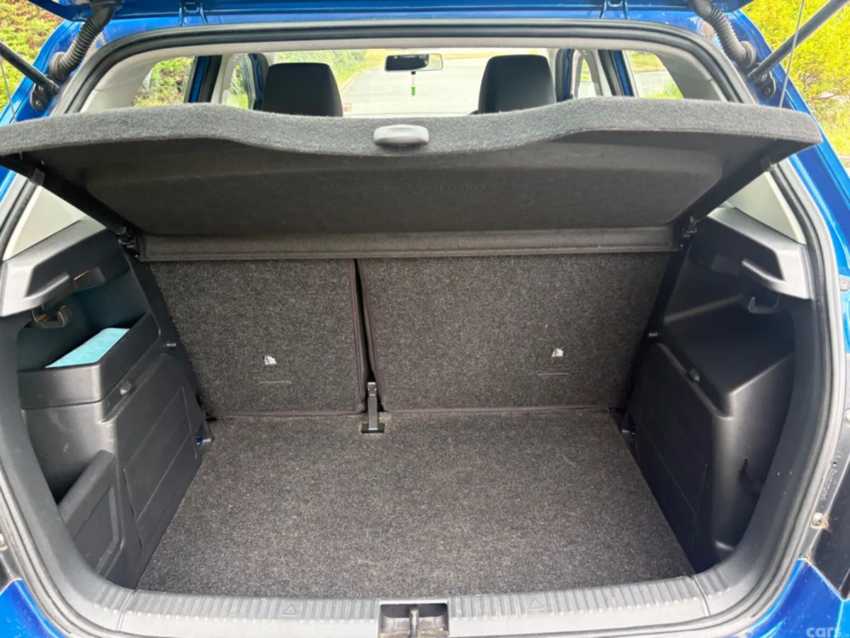 Skoda Fabia Hatchback, Petrol, 2018, Blue