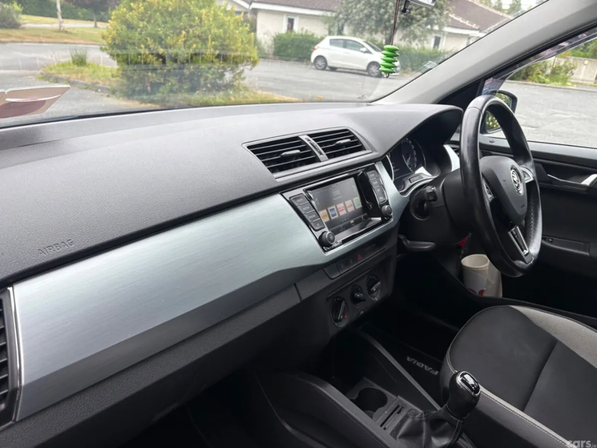 Skoda Fabia Hatchback, Petrol, 2018, Blue