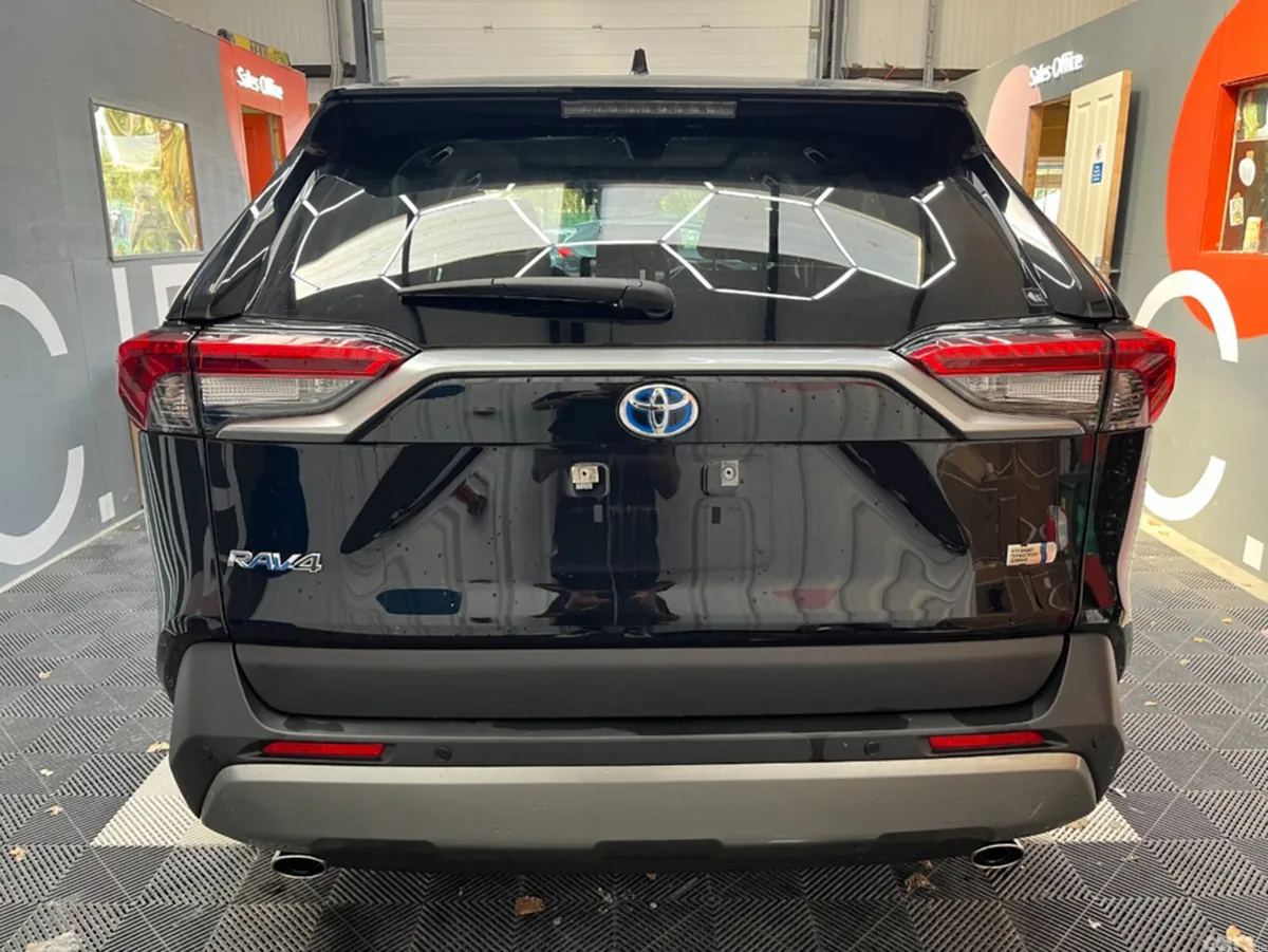 Toyota RAV4 SUV, Petrol Hybrid, 2024, Black