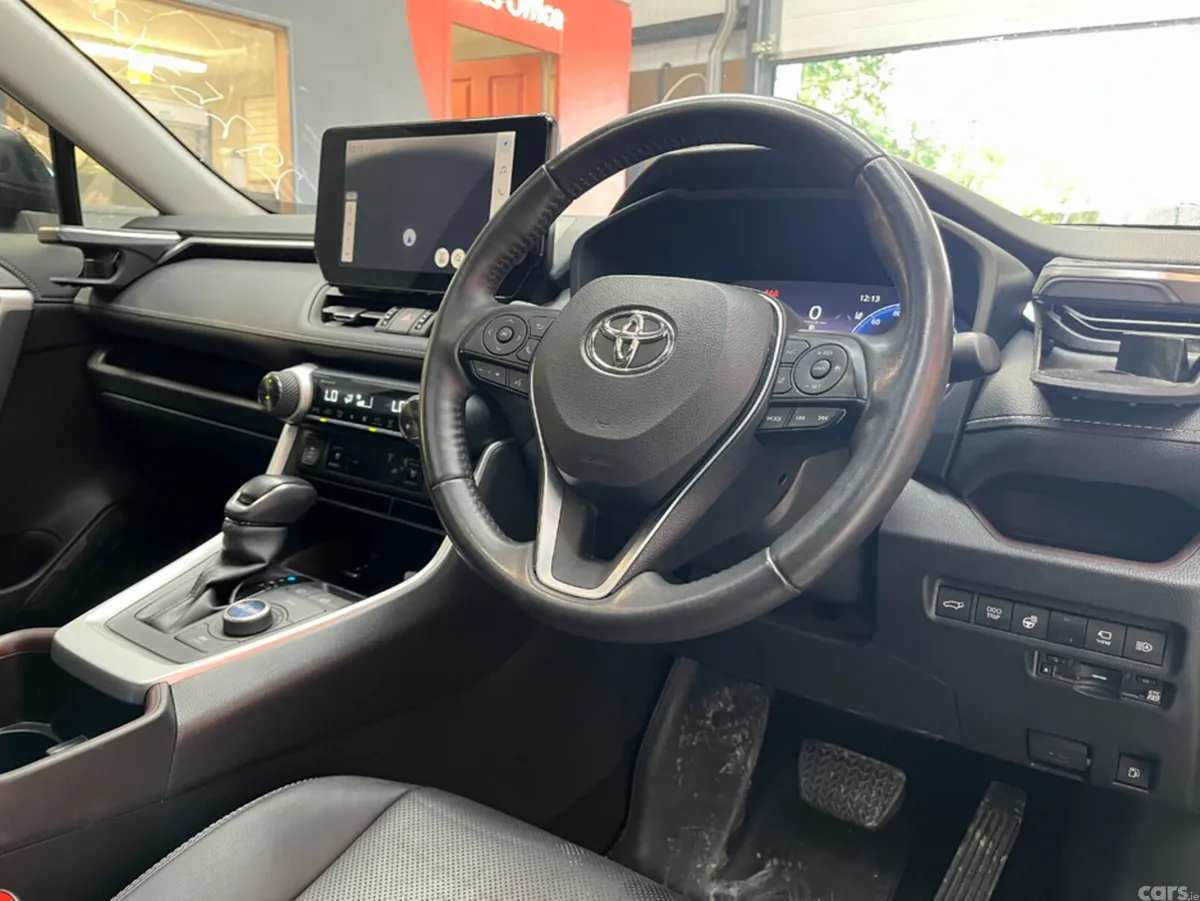 Toyota RAV4 SUV, Petrol Hybrid, 2024, Black