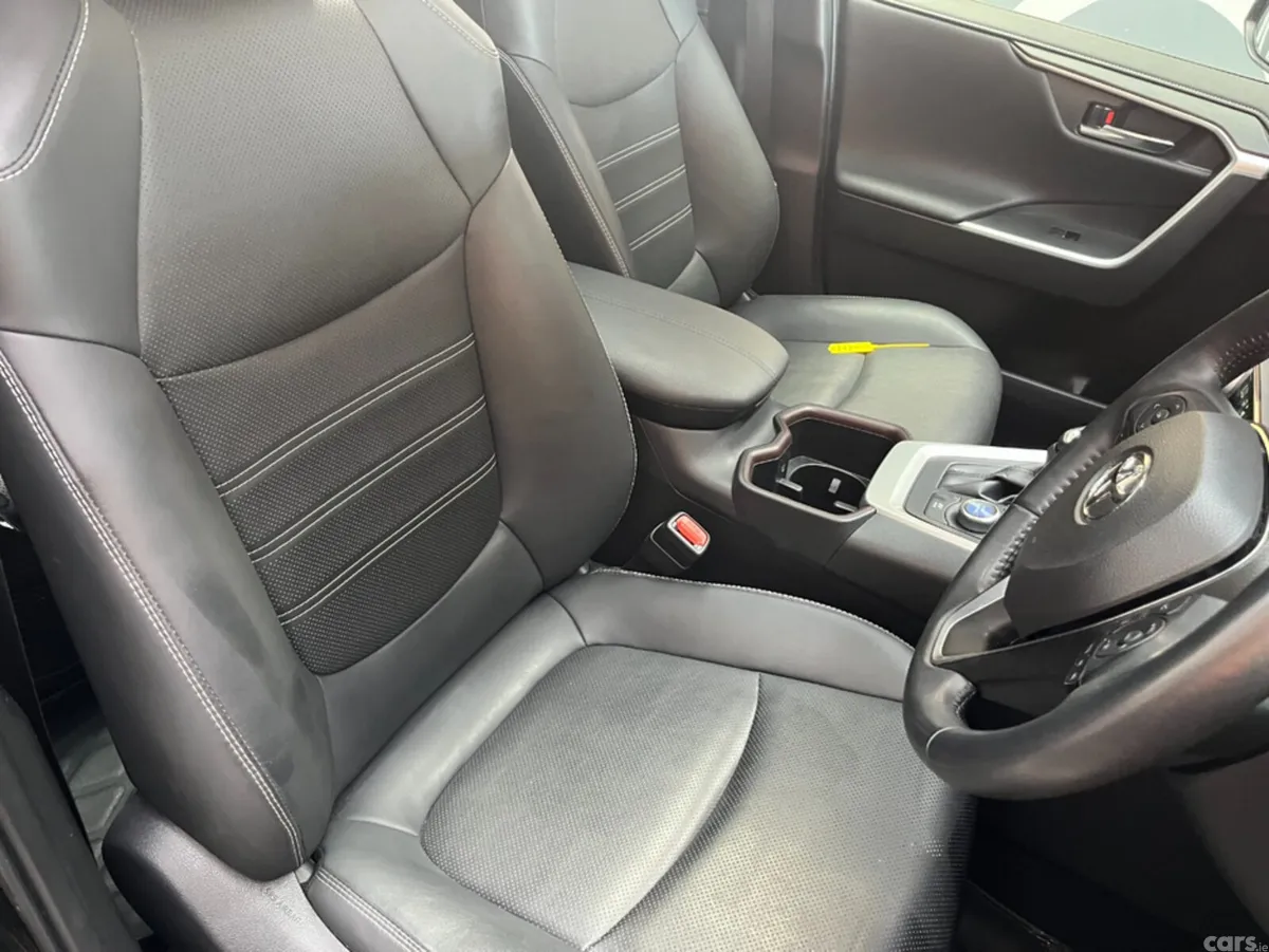 Toyota RAV4 SUV, Petrol Hybrid, 2024, Black