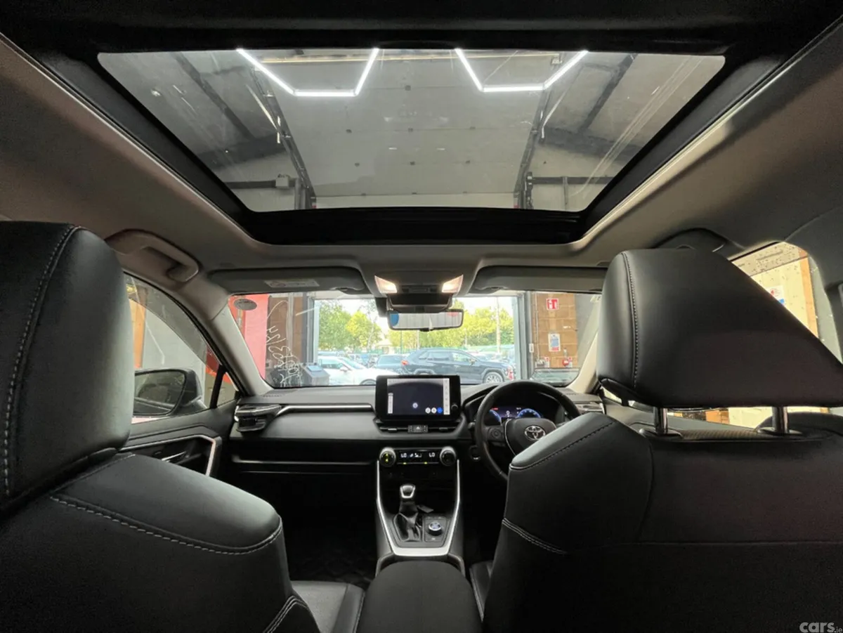 Toyota RAV4 SUV, Petrol Hybrid, 2024, Black