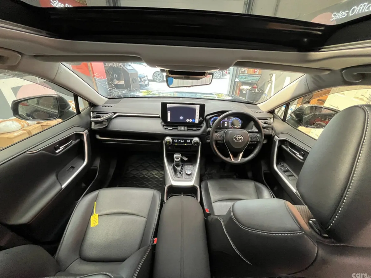 Toyota RAV4 SUV, Petrol Hybrid, 2024, Black