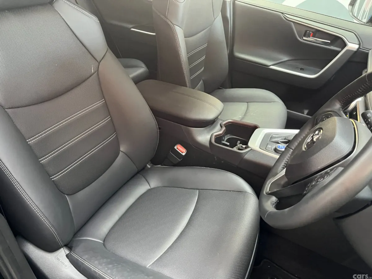 Toyota RAV4 SUV, Petrol Hybrid, 2024, Black
