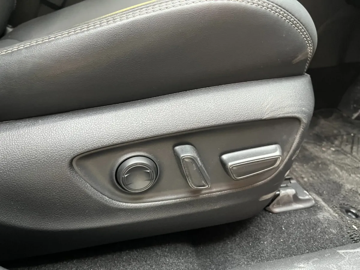 Toyota RAV4 SUV, Petrol Hybrid, 2024, Black