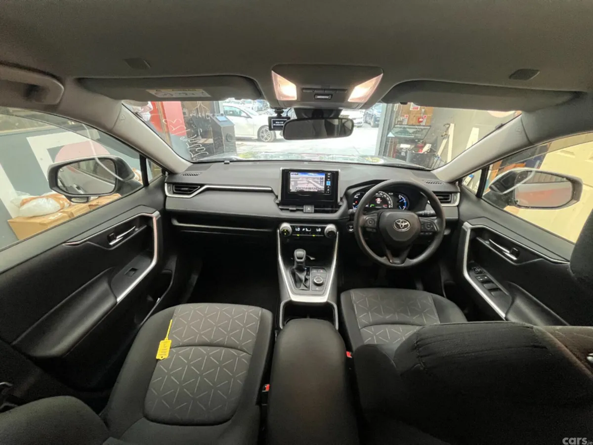 Toyota RAV4 SUV, Petrol Hybrid, 2023, Silver