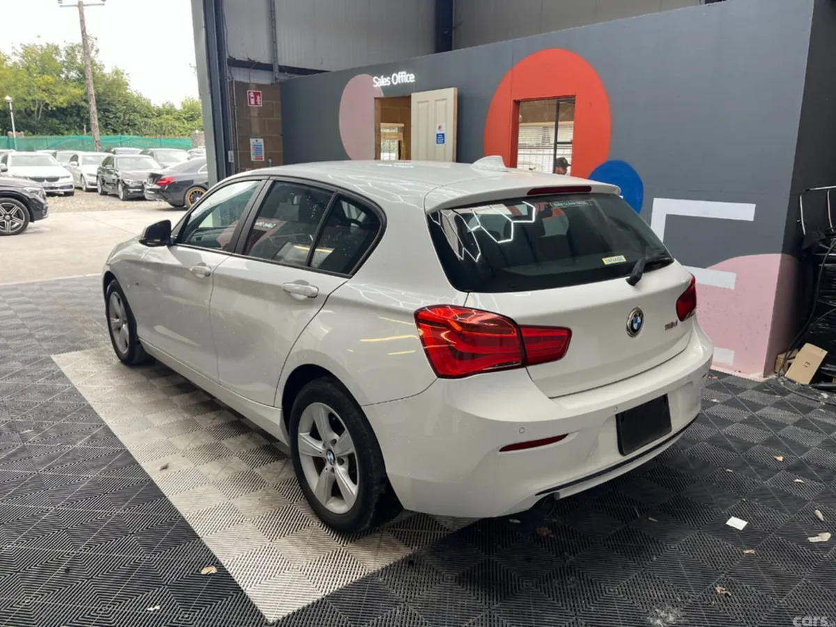 BMW 1-Series Hatchback, Diesel, 2017, White