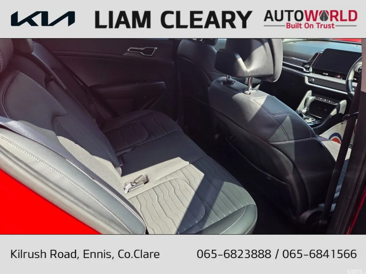 Kia Sportage MPV, Diesel, 2022, Red