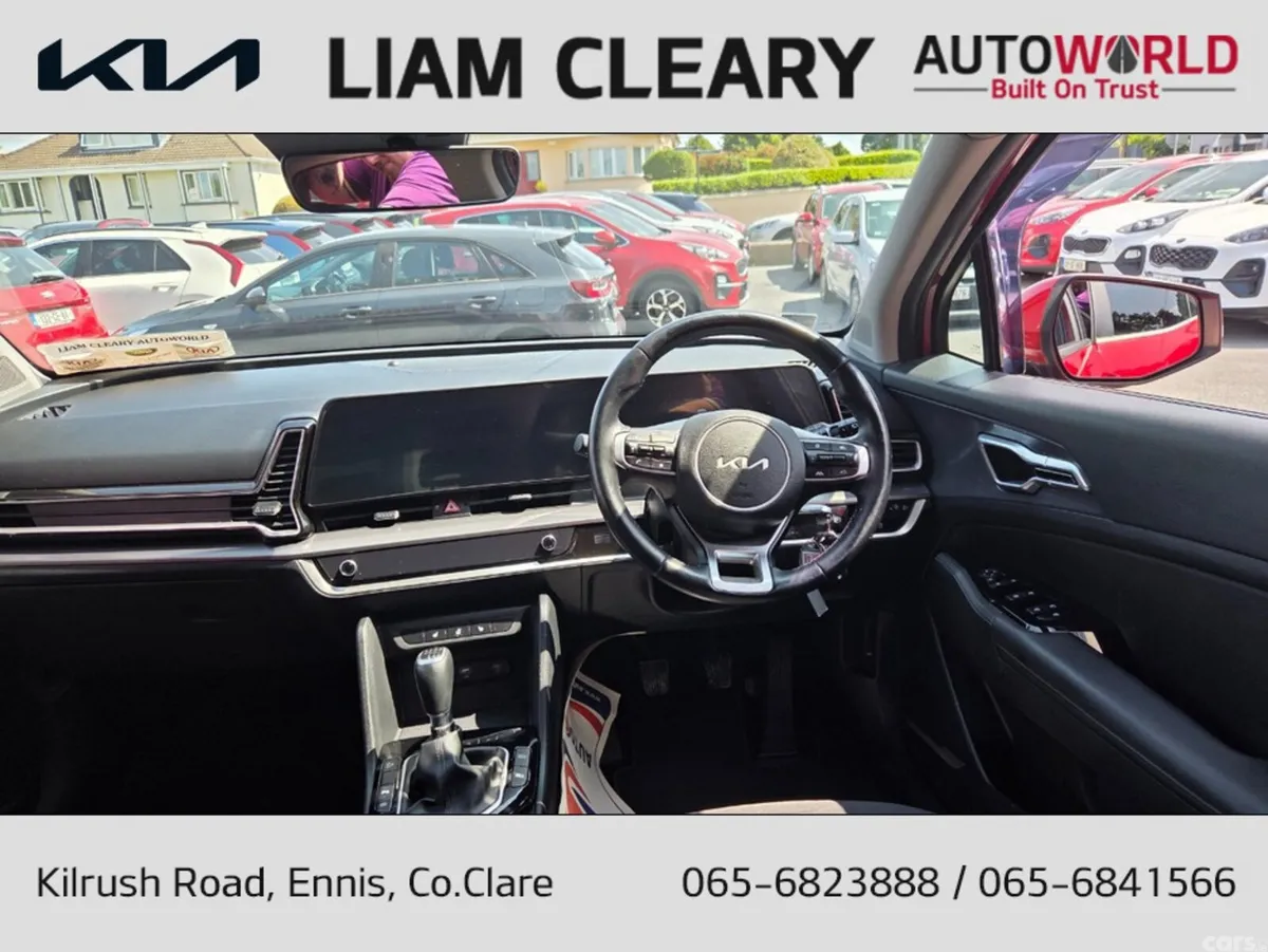 Kia Sportage MPV, Diesel, 2022, Red