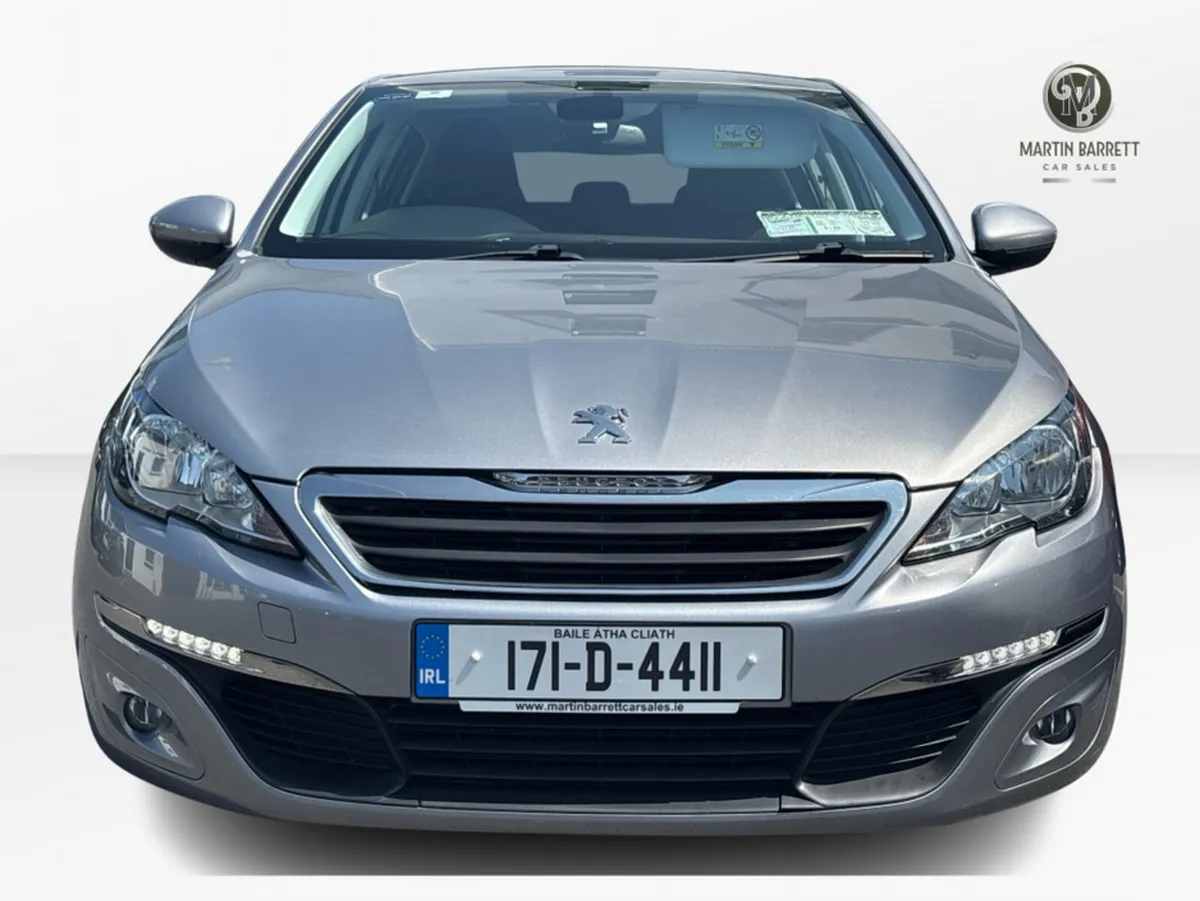 Peugeot 308 Hatchback, Petrol, 2017, Grey