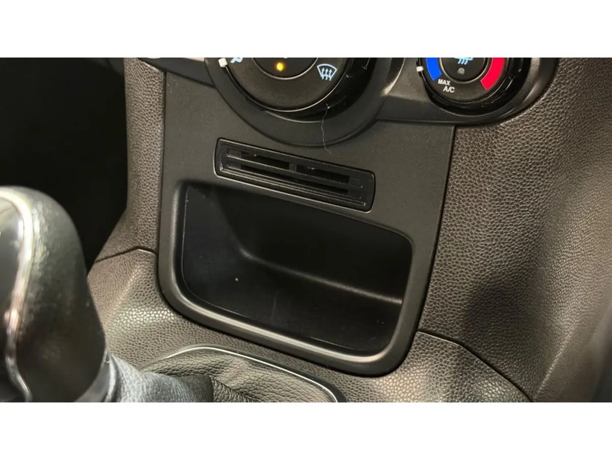 Ford Fiesta Hatchback, Petrol, 2015, Blue