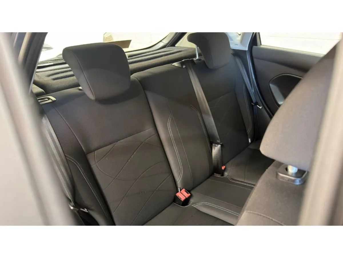 Ford Fiesta Hatchback, Petrol, 2015, Blue