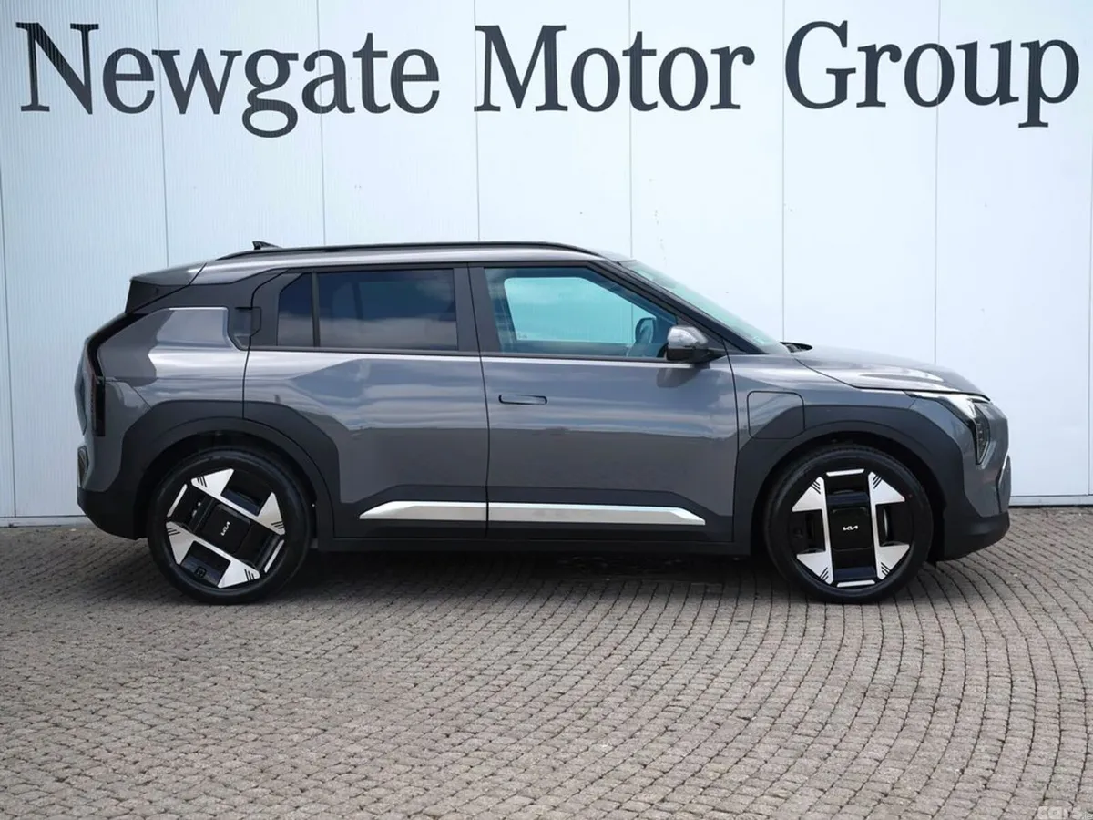 Kia EV3 Hatchback, Electric, 2027, Blue