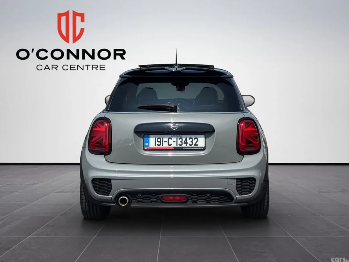 Mini Cooper Hatchback, Petrol, 2019, Grey