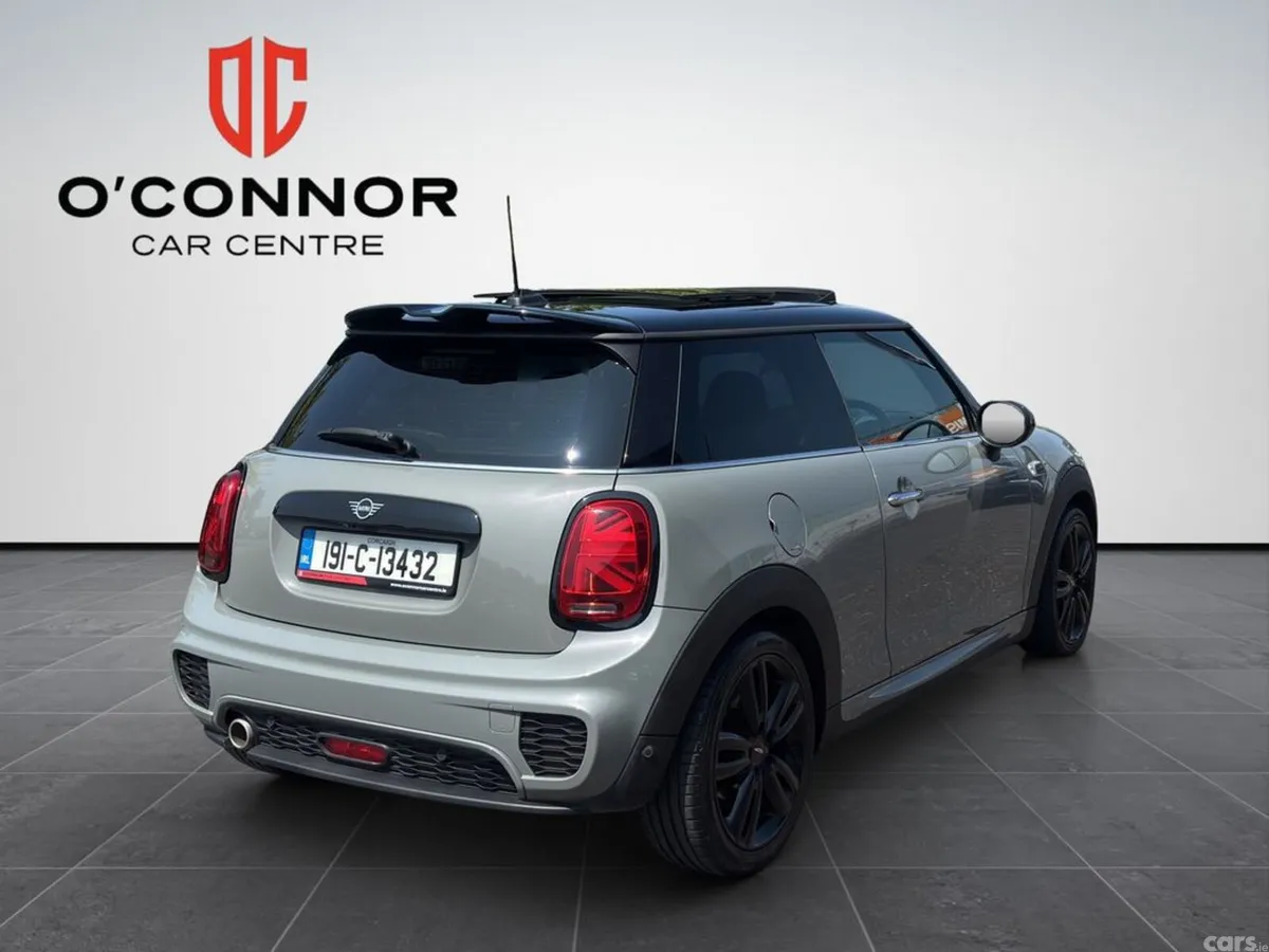 Mini Cooper Hatchback, Petrol, 2019, Grey