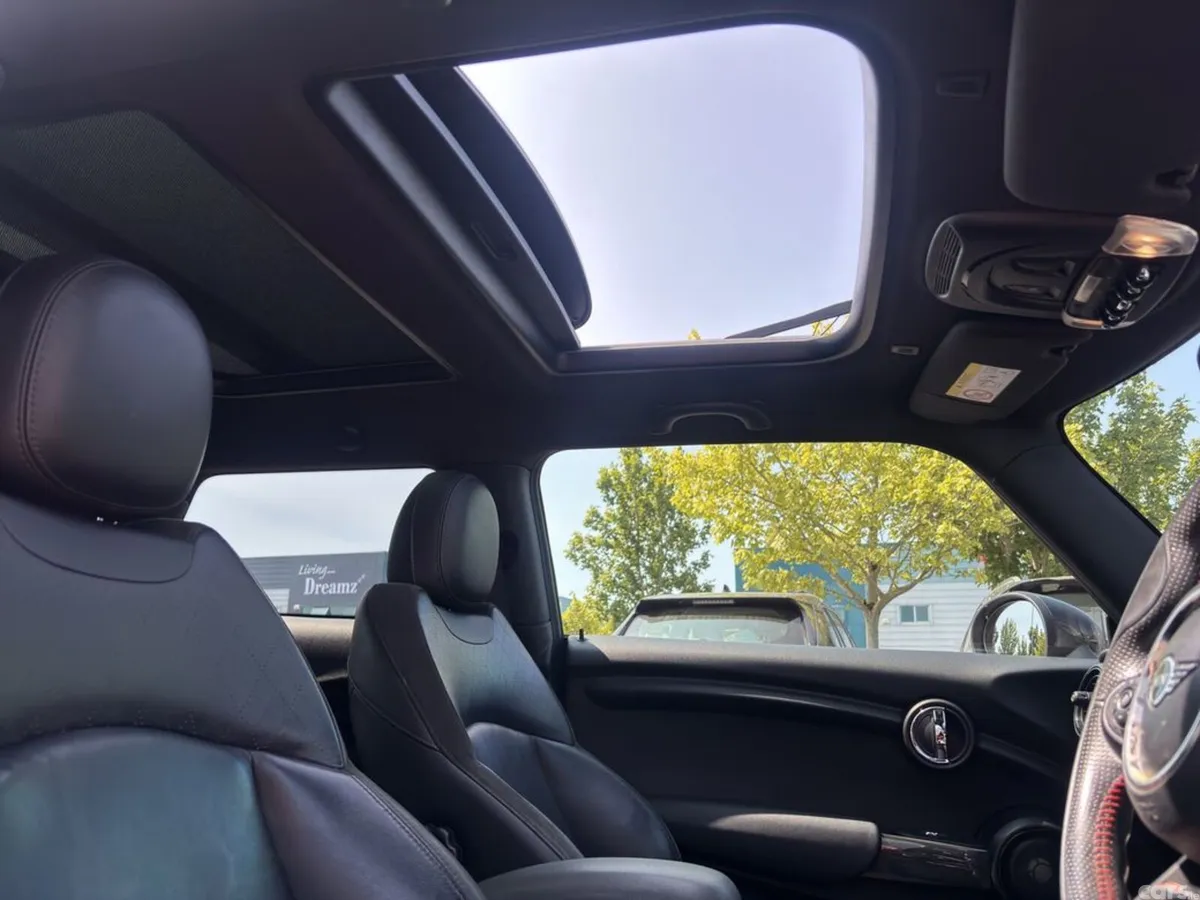 Mini Cooper Hatchback, Petrol, 2019, Grey
