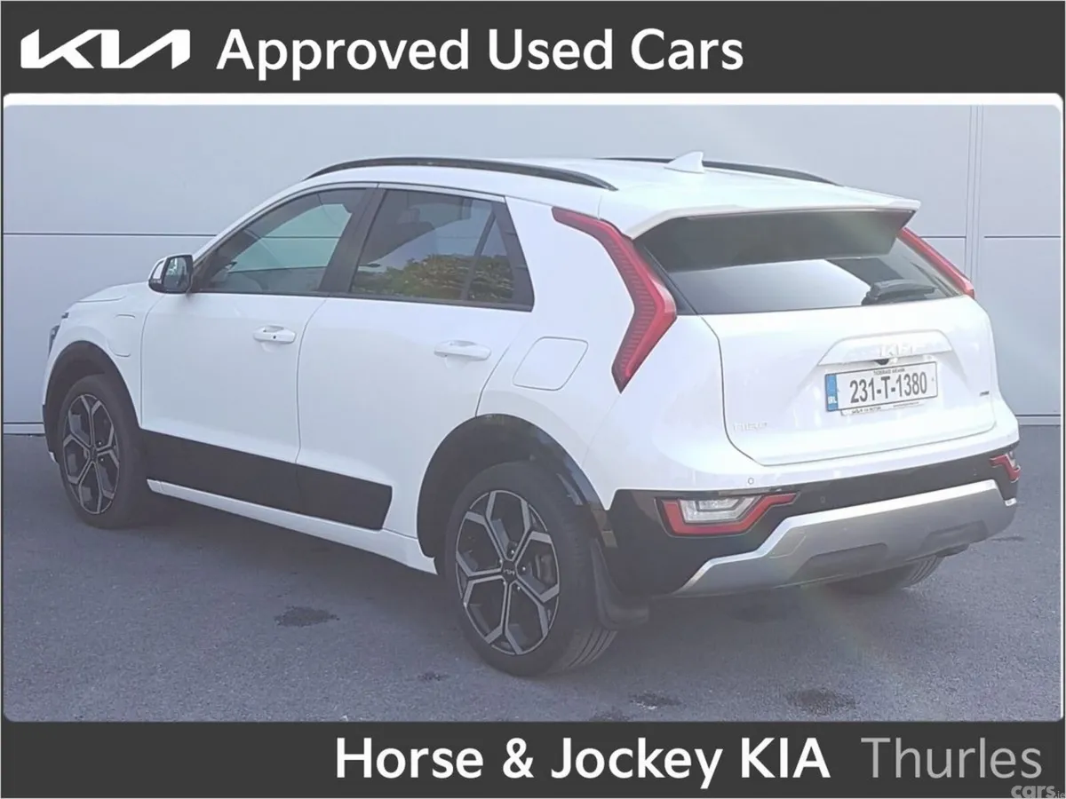 Kia Niro SUV, Petrol Plug-in Hybrid, 2023, White