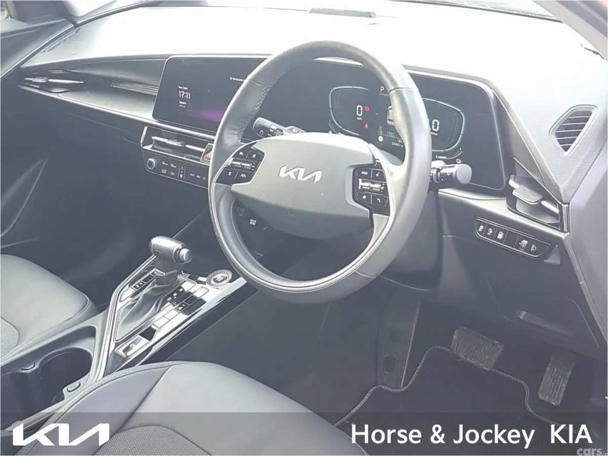 Kia Niro SUV, Petrol Plug-in Hybrid, 2023, White