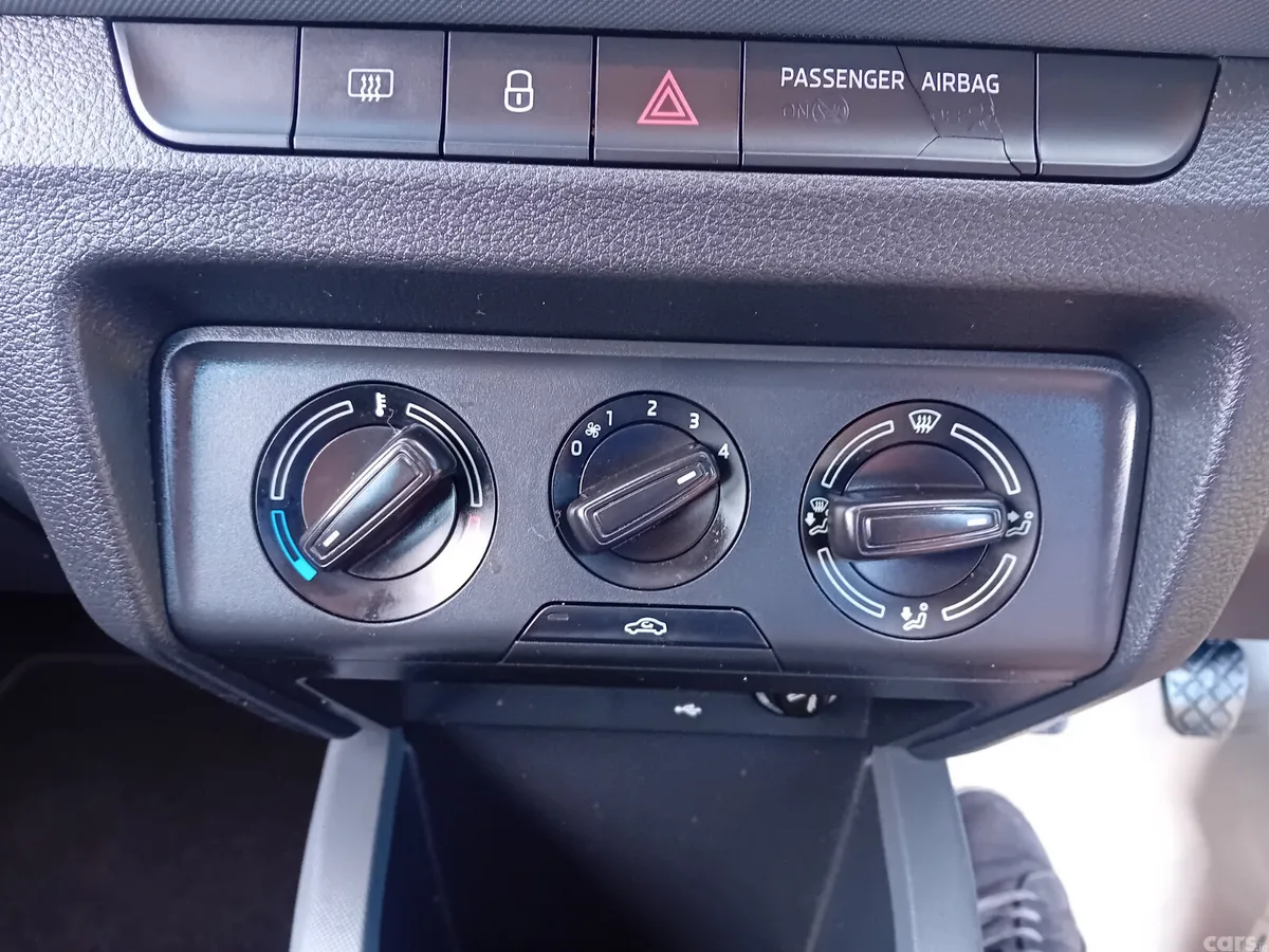 Skoda Fabia Hatchback, Petrol, 2019, Grey