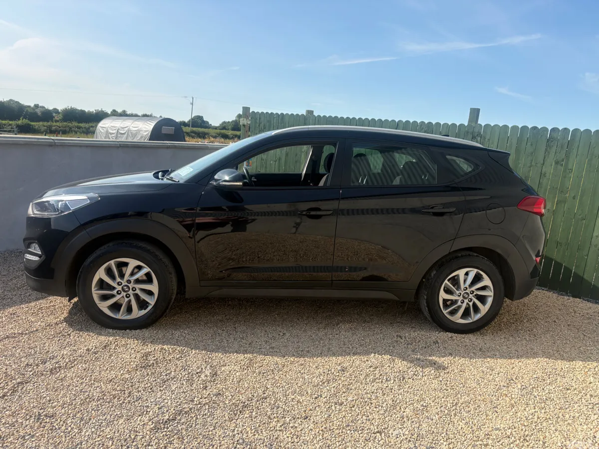 Hyundai Tucson SUV, Diesel, 2017, Black