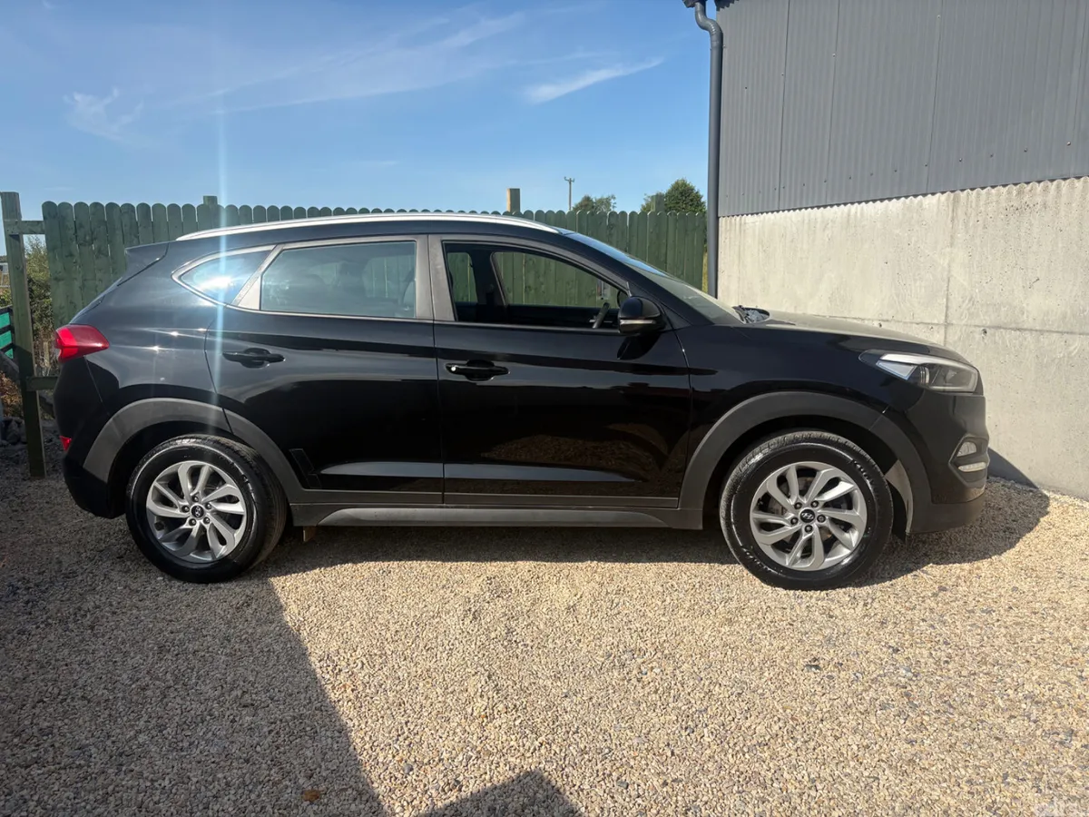 Hyundai Tucson SUV, Diesel, 2017, Black