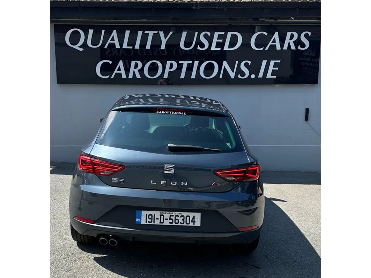 SEAT Leon Hatchback, Diesel, 2019, Grey