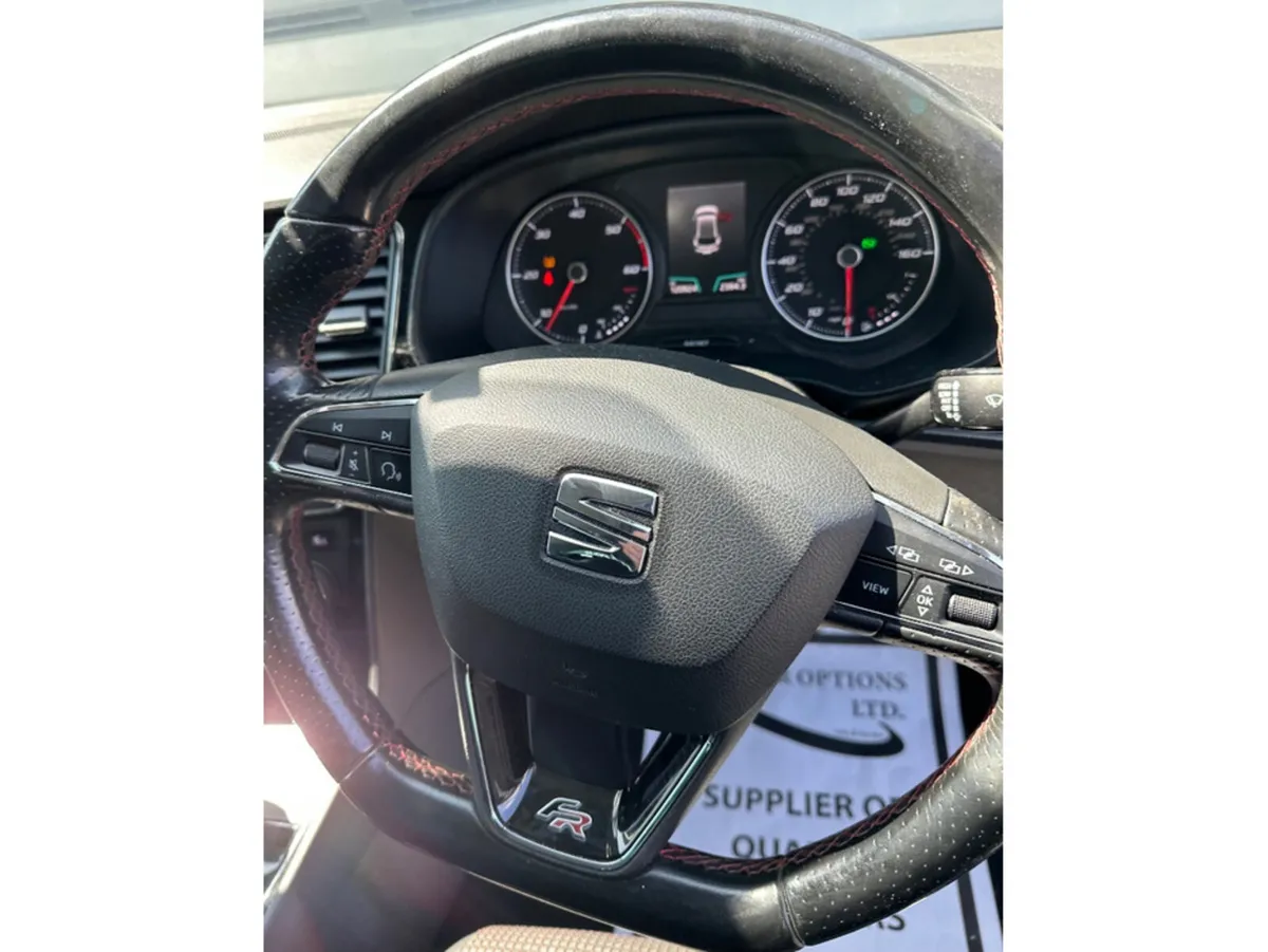 SEAT Leon Hatchback, Diesel, 2019, Grey