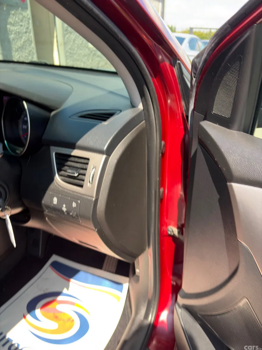 Hyundai i30 Hatchback, Diesel, 2017, Red