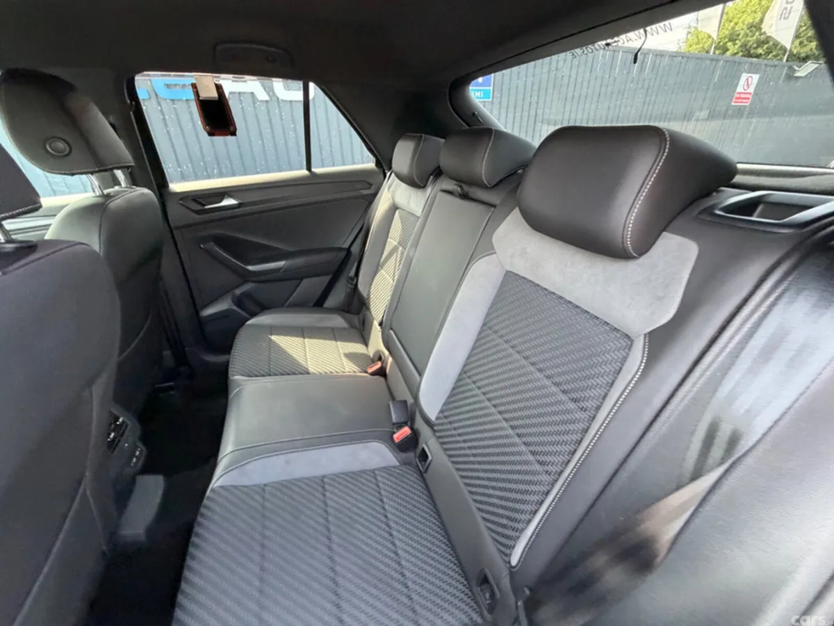 Volkswagen T-Roc SUV, Diesel, 2021, Black