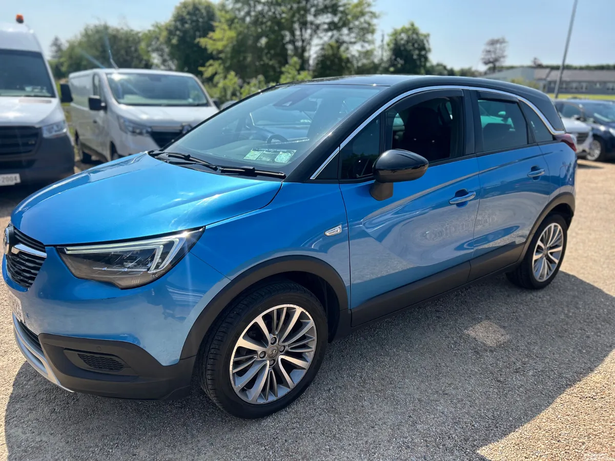 Vauxhall Crossland X Hatchback, Diesel, 2020, Blue