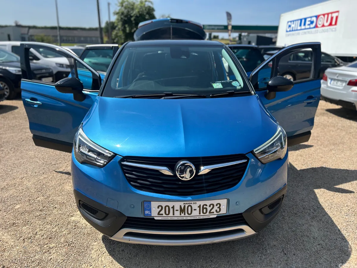 Vauxhall Crossland X Hatchback, Diesel, 2020, Blue