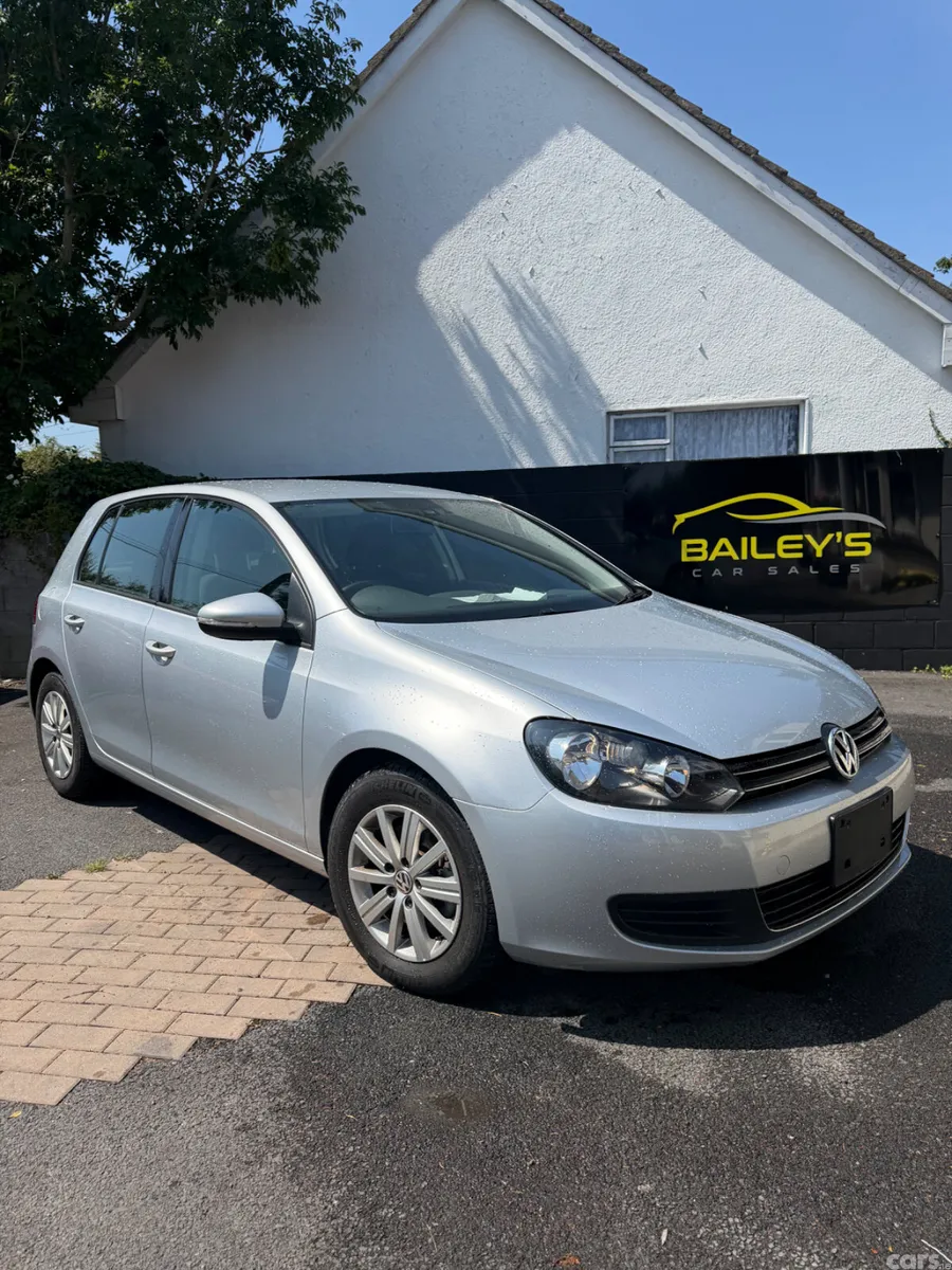 Volkswagen Golf Hatchback, Petrol, 2013, Silver