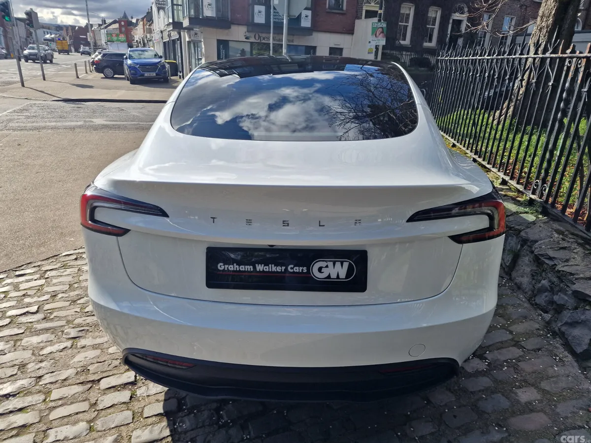 Tesla Model 3 Saloon, Electric, 2024, White