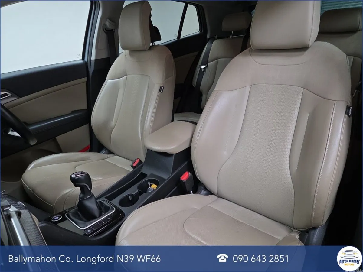 Kia Sportage SUV, Diesel Hybrid, 2023, Grey