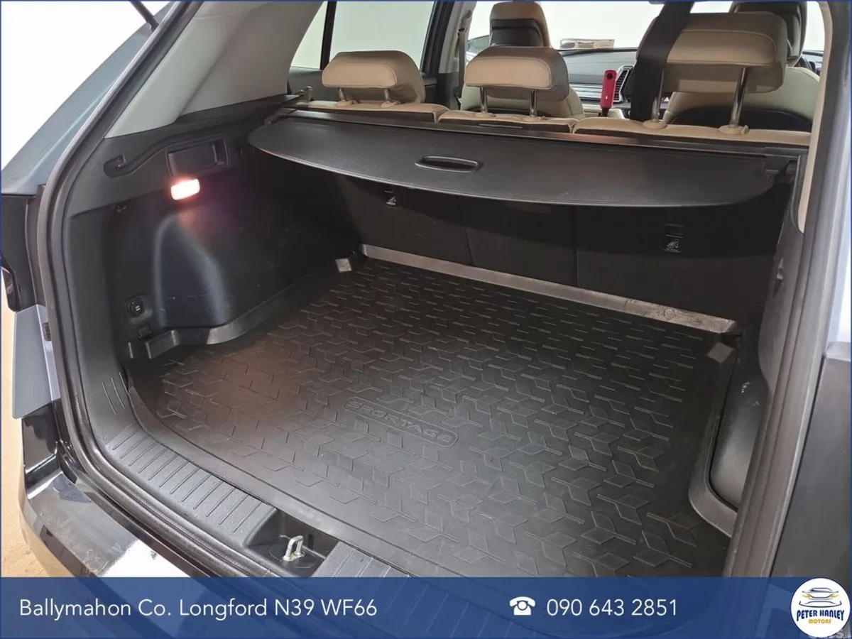 Kia Sportage SUV, Diesel Hybrid, 2023, Grey
