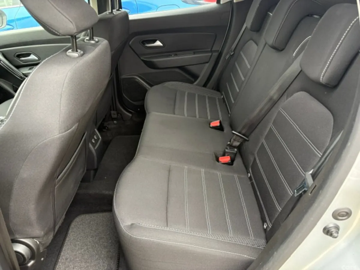 Dacia Duster SUV, Petrol, 2022, Grey