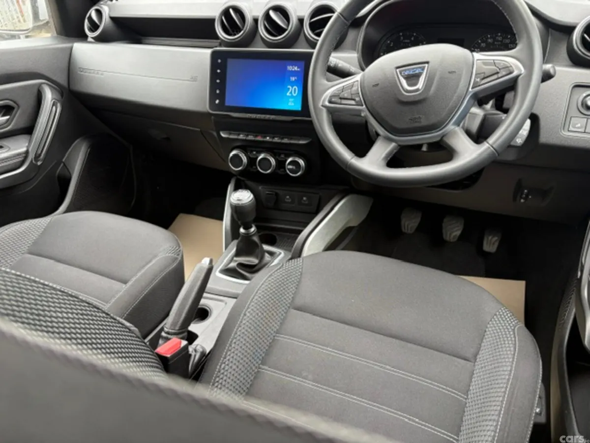 Dacia Duster SUV, Petrol, 2022, Grey