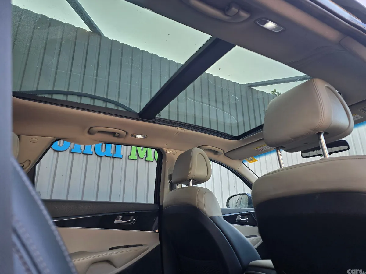 Kia Sorento SUV, Diesel, 2015, Black