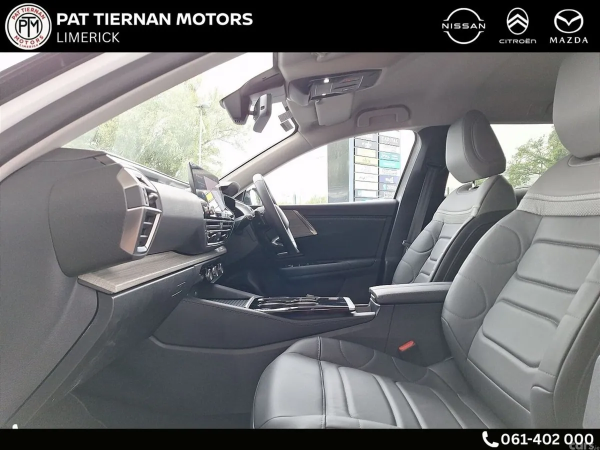 Citroen C5 X Saloon, Petrol, 2026, White