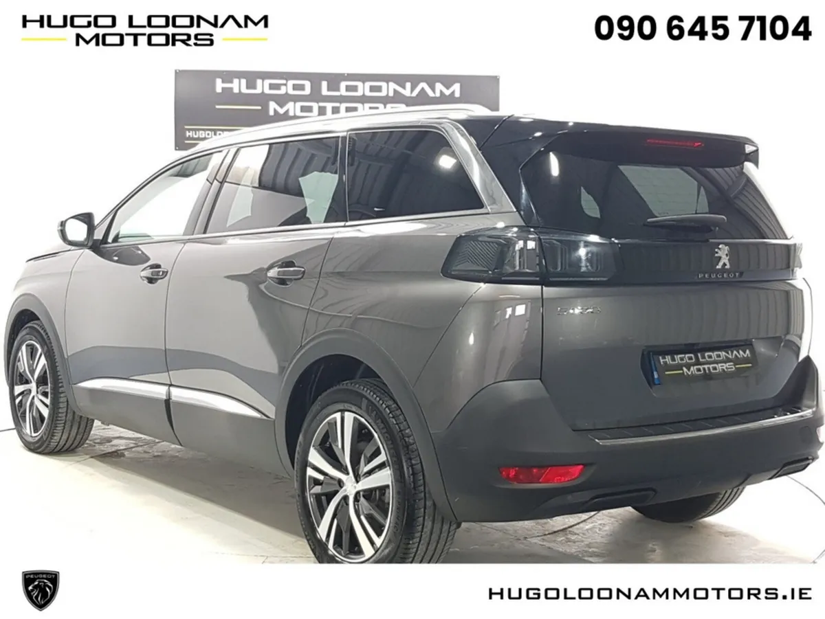 Peugeot 5008 MPV, Diesel, 2025, Grey