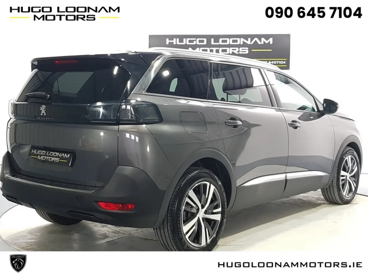 Peugeot 5008 MPV, Diesel, 2025, Grey