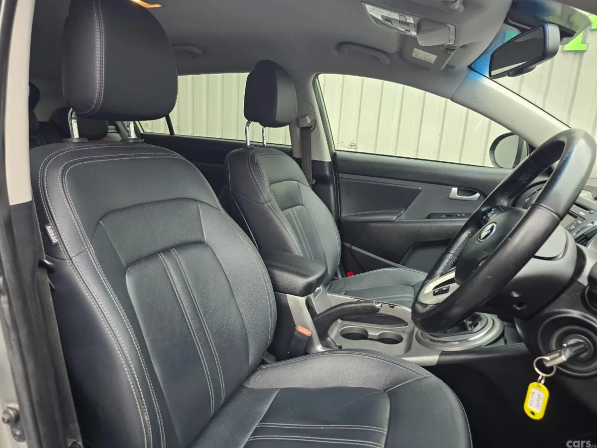 Kia Sportage SUV, Diesel, 2015, Silver
