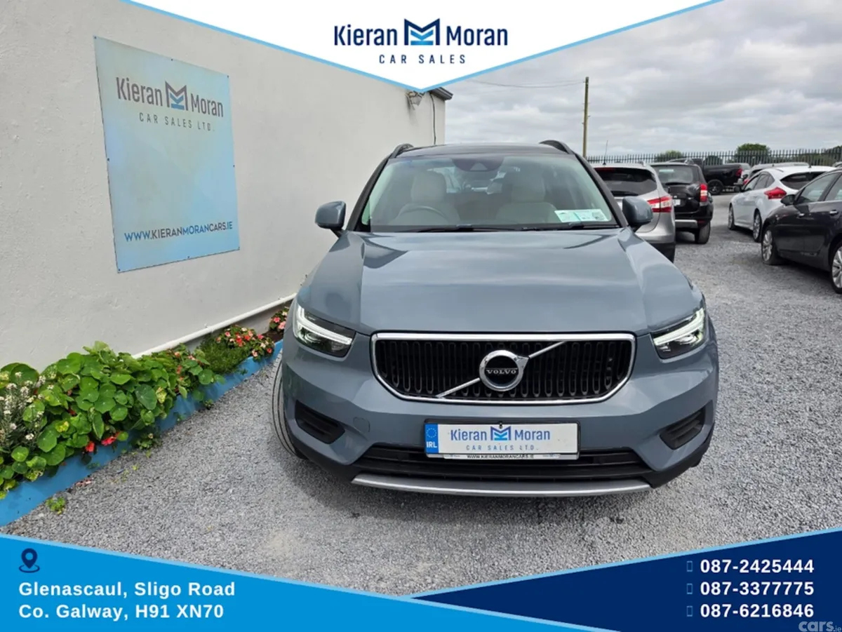 Volvo XC40 SUV, Petrol, 2021, Grey