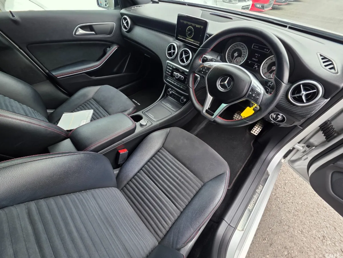 Mercedes-Benz A-Class Hatchback, Petrol, 2012, Silver
